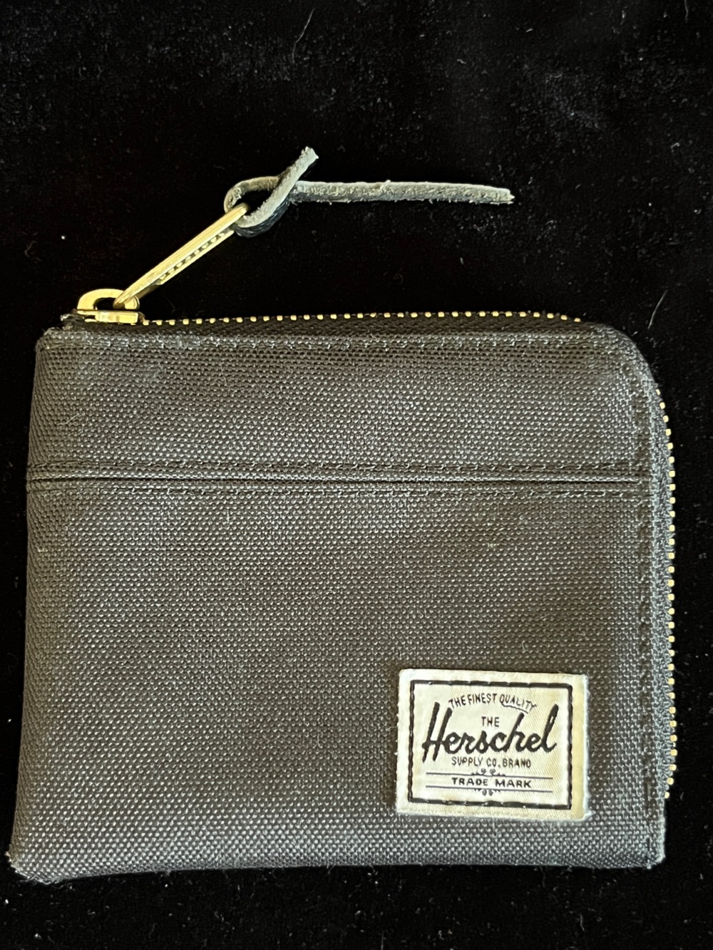Herschel Supply Company Johnny Wallet Zip Around Classic Canvas